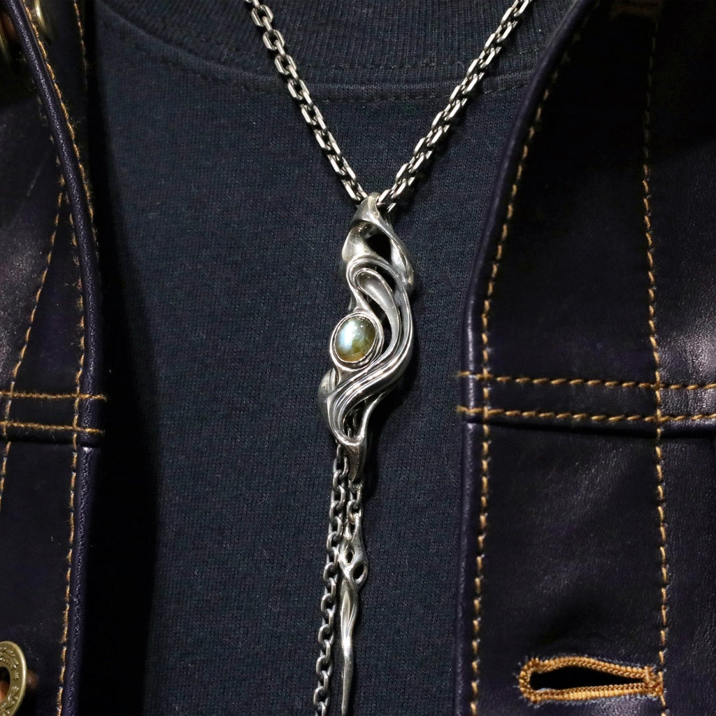 【Silver Monsters】日本匠級曲線異形 Ability Normal 特鑲藍晶石 純銀流蘇曲線 吊墜