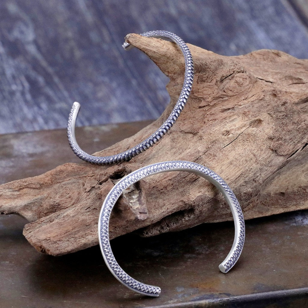 【Silver Monsters】日本雕畫雙絕 Dual Flow 2019新作「UROBOROS」細版銜尾蛇鱗手環