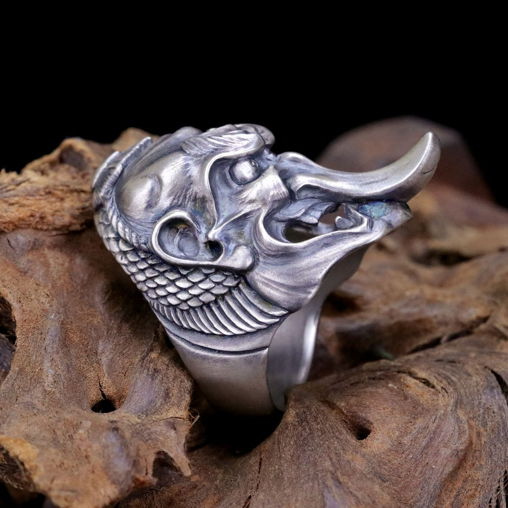 【Silver Monsters】日本雕畫雙絕 Dual Flow 細緻雕工 "天狗" 手作啞光霧面純銀戒指