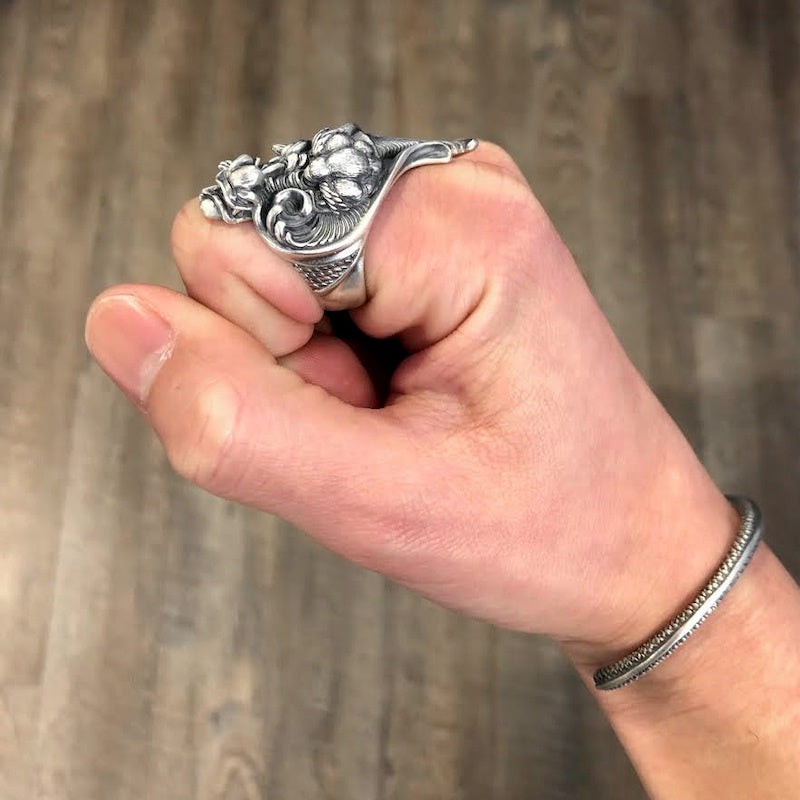 【展示品出清】日本雕畫雙絕 Dual Flow 細緻雕工 經典傳統盤龍 純銀神龍戒