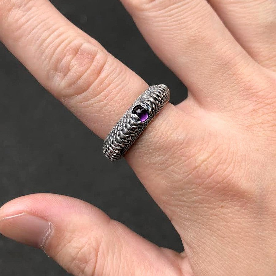【Silver Monsters】日本雕畫雙絕Dual Flow 細緻雕工 銜尾蛇系列 紫月蛇鱗 紫水晶純銀戒指