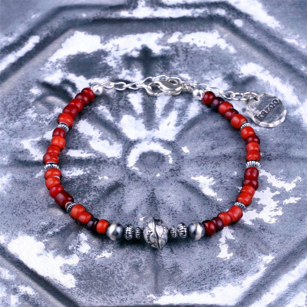 【Silver Monsters】日本手作Kazoo 印第安打印做舊銀珠/琉璃紅珠復古手鍊