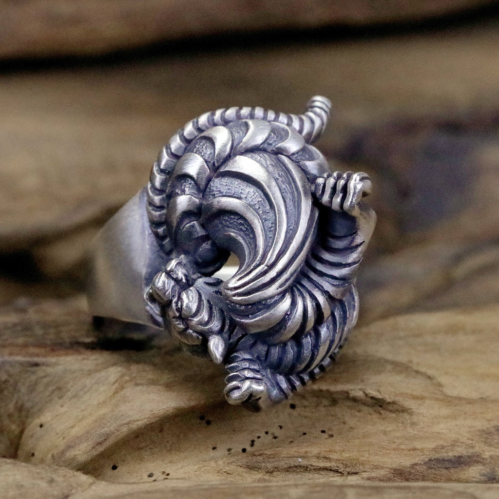 【Silver Monsters】日本雕畫雙絕 Dual Flow 手工銀飾 金虎年氣勢如虹 渦流盤虎戒指 S