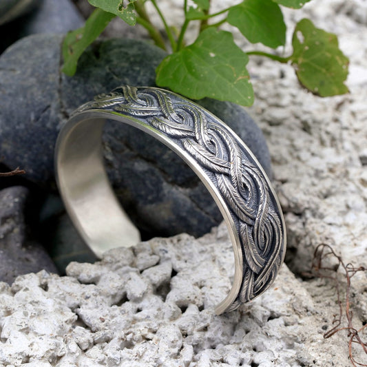 【Silver Monsters】日本雕畫雙絕 Dual Flow 2020手作原創新品 "流紋羽毛" 純銀手環 L