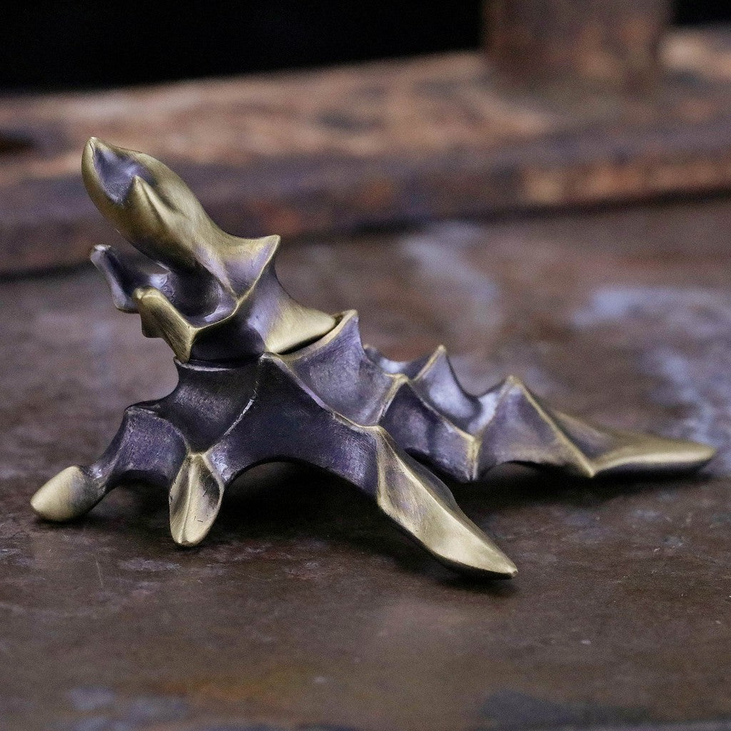 【Silver Monsters】日本殿堂級Strange Freak Designs 造型飾品展示架(黃銅版)