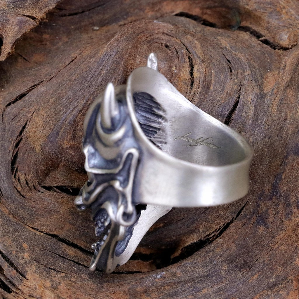 【Silver Monsters】日本雕畫雙絕 Dual Flow 細緻雕工 獨目般若 "眼力" 戒指