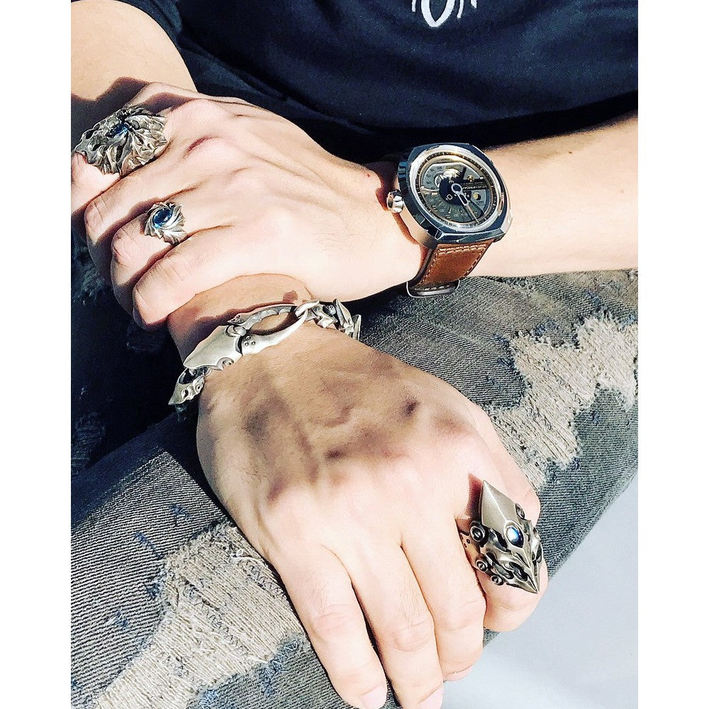 【Silver Monsters】日本前衛宗師Glam Scale 機甲王 經典爆款 鑲石機甲戒指