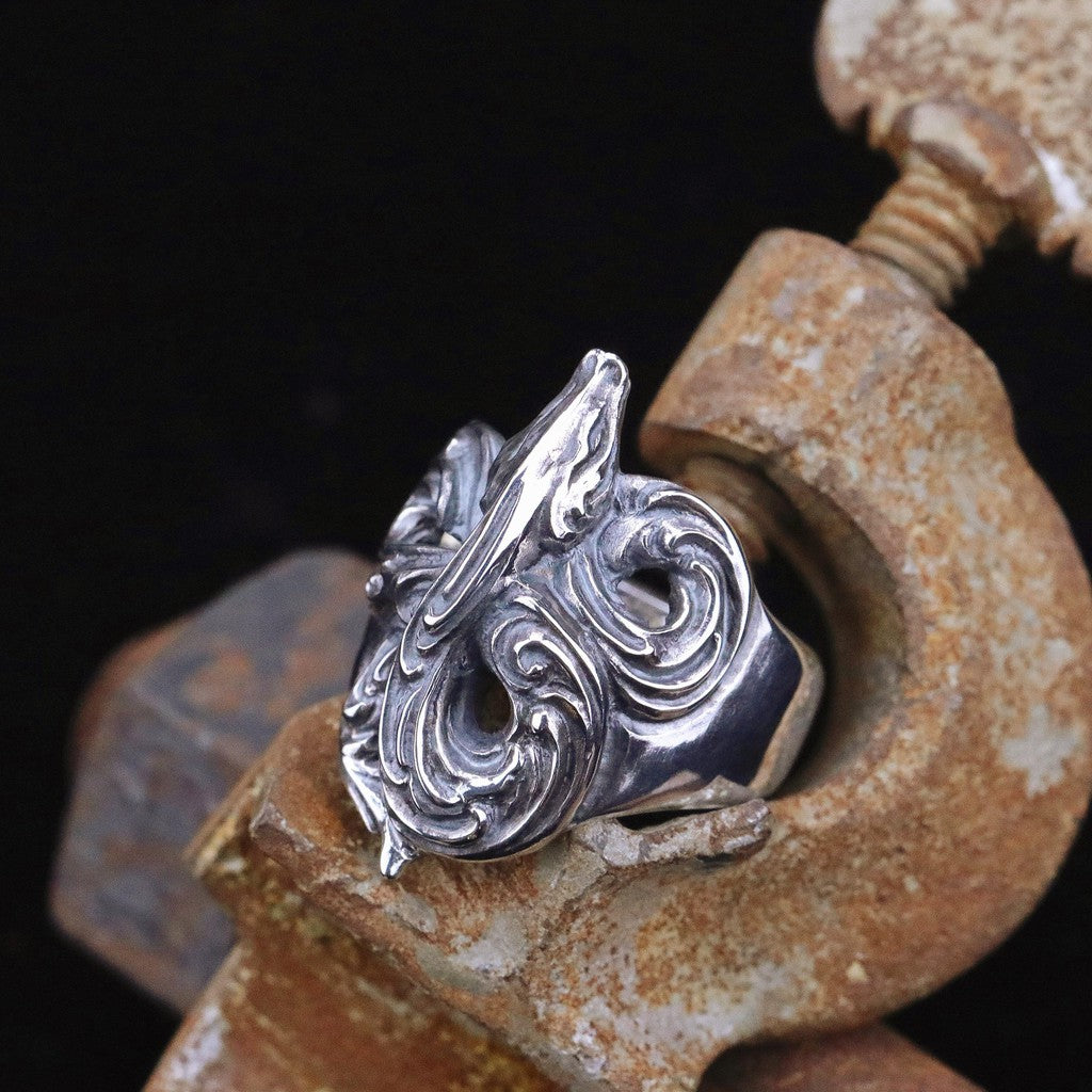 【Silver Monsters】日本一級神牌Loud Style Design 細緻雕刻 原創歌德風唐草蛇 戒指