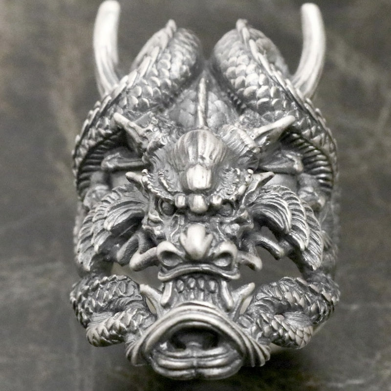 【Silver Monsters】日本雕畫雙絕 Dual Flow 細緻雕工 龍蟠般若 龍鬼 原創設計純銀戒指