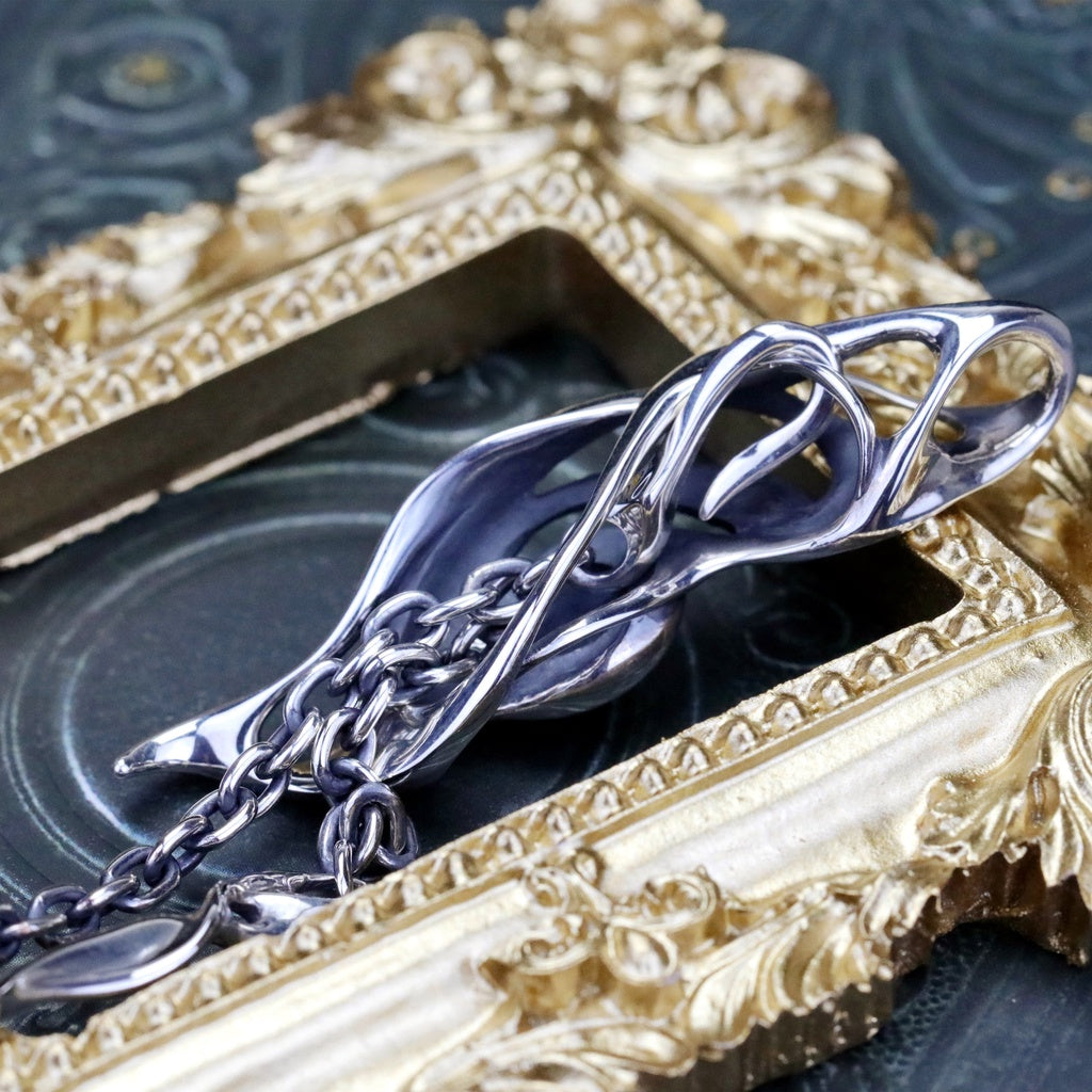 【Silver Monsters】日本匠級曲線異形 Ability Normal 特鑲藍晶石 純銀流蘇曲線 吊墜