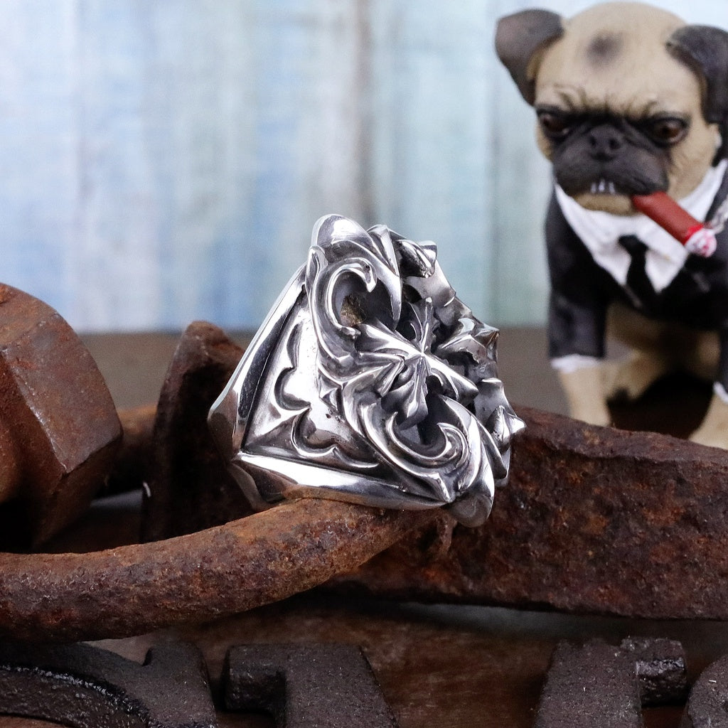 【Silver Monsters】日本一級神牌 Loud Style Design 內鑲千鐵十字雕花 厚手作 戒指