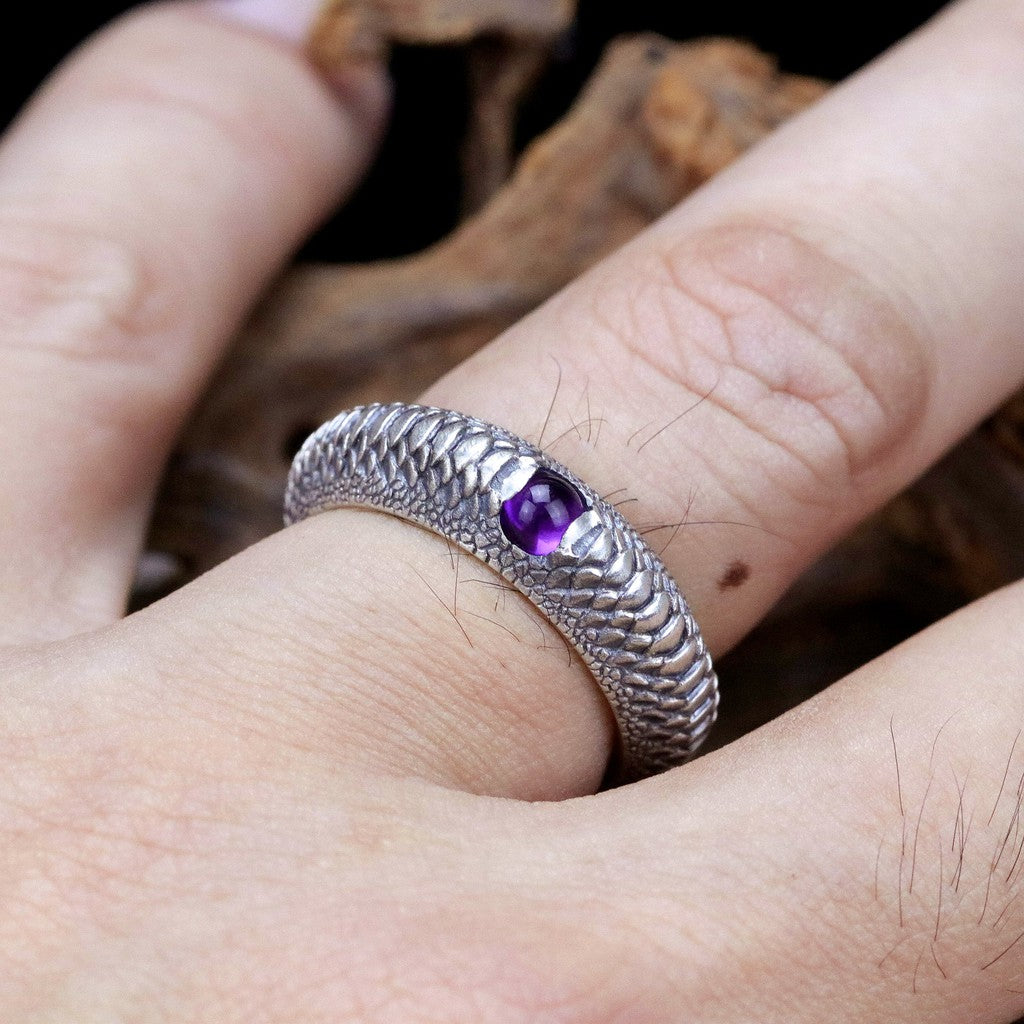 【Silver Monsters】日本雕畫雙絕Dual Flow 細緻雕工 銜尾蛇系列 紫月蛇鱗 紫水晶純銀戒指