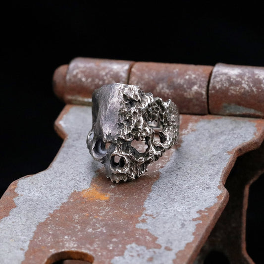 【Silver Monsters】日本一級神牌 Loud Style Design 風蝕舊化 熔煉鑿刻雙面骷髏 戒指