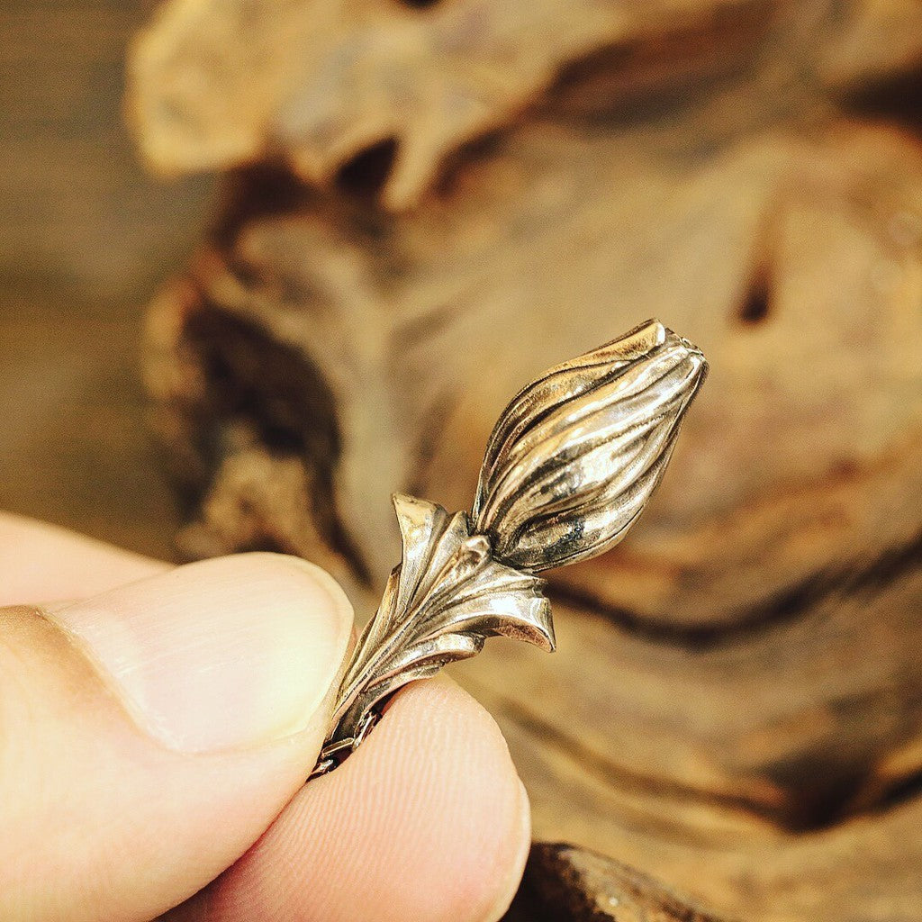 【Silver Monsters】日本前衛宗師 Glam Scale 機甲王 暢銷花苞小墜 純銀項鍊