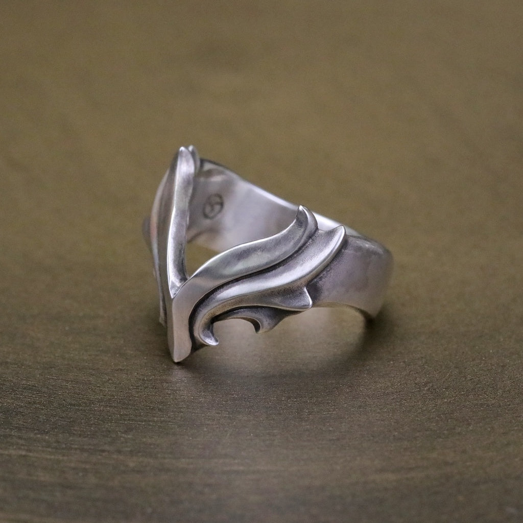 【Silver Monsters】日本前衛宗師 Glam Scale 機甲王 進化系列 機甲鄂角冠 純銀戒指