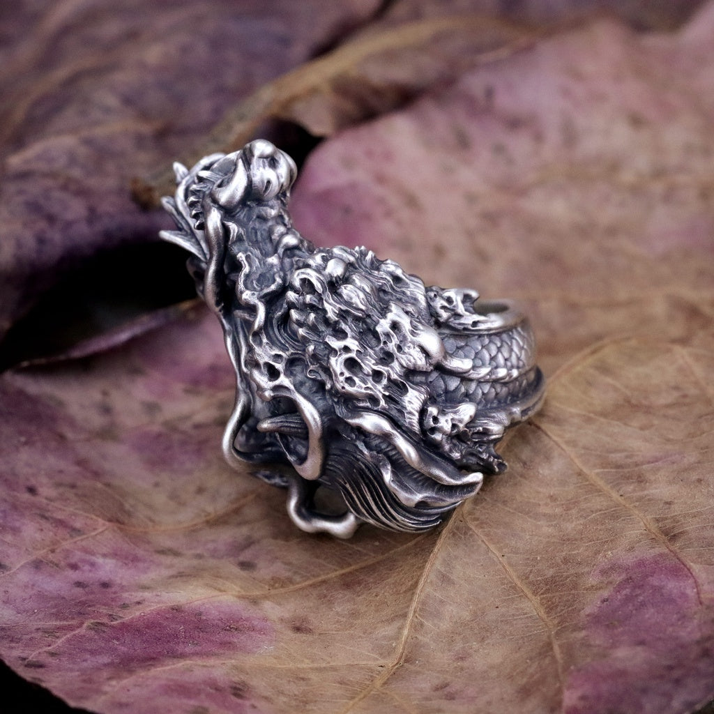 【Silver Monsters】日本雕畫雙絕 Dual Flow 細緻雕工 昂首闊口 "昇龍" 純銀戒指