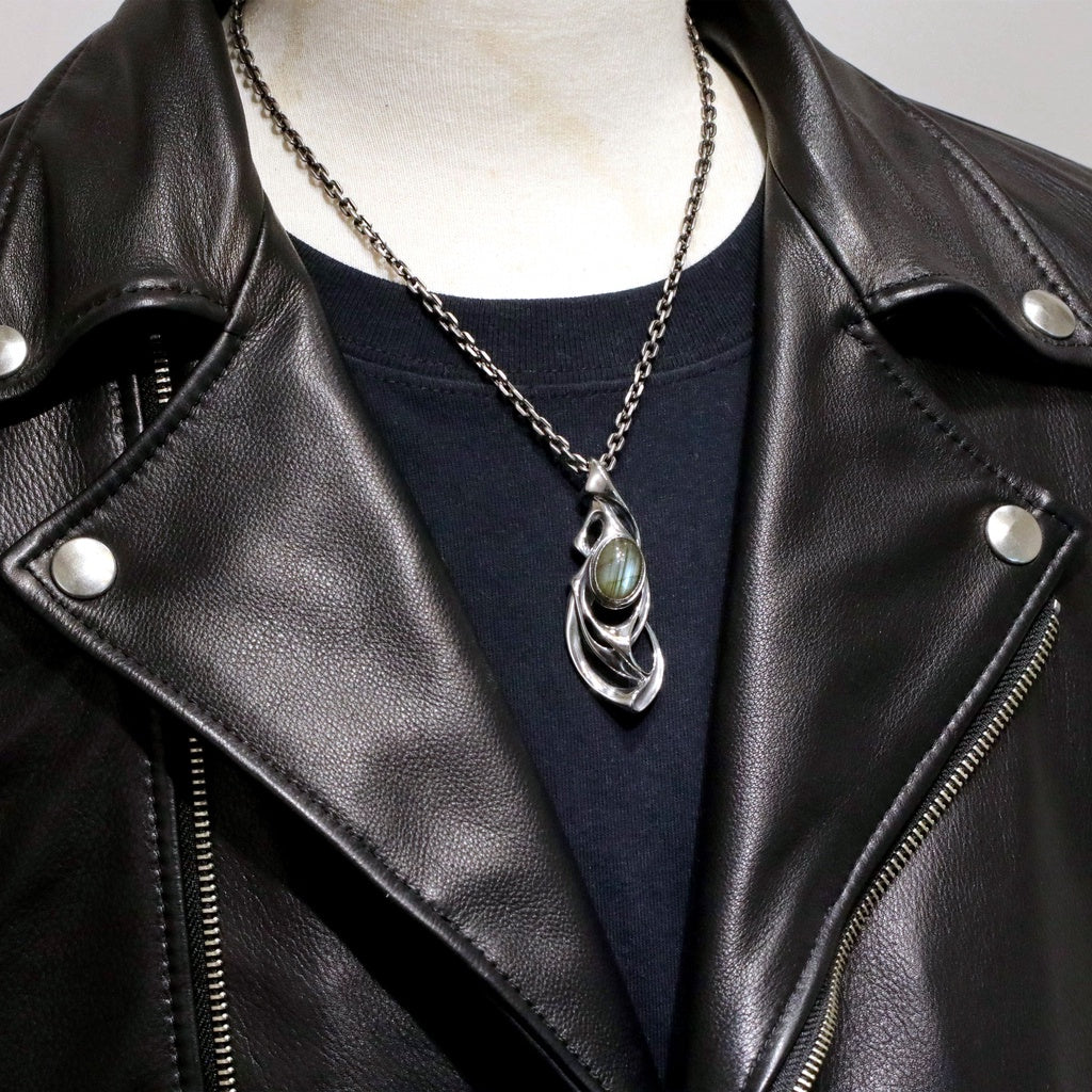 【Silver Monsters】日本匠級手作 曲線異形 Ability Normal 特製藍晶石鑲嵌蝶蛹 吊墜