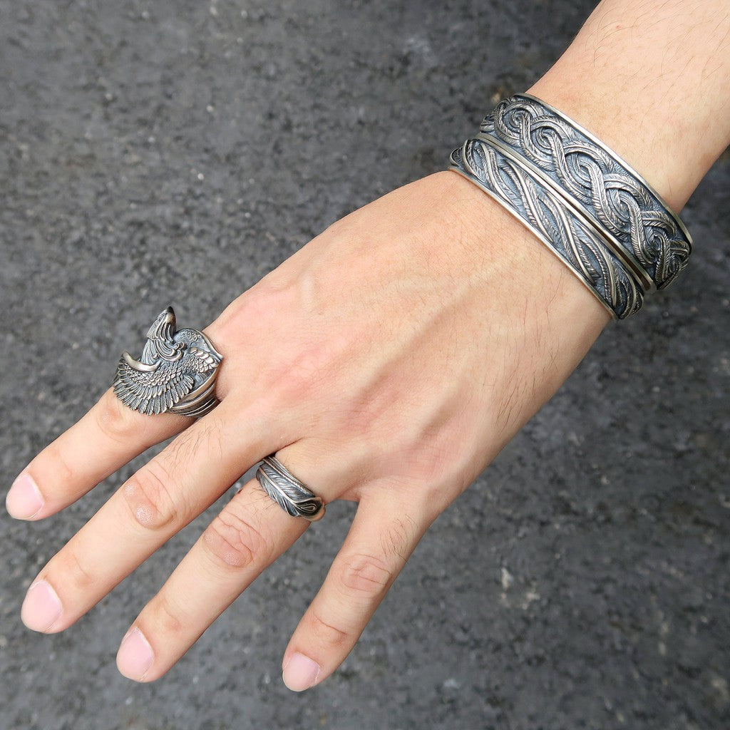 【Silver Monsters】日本雕畫雙絕 Dual Flow 2020手作原創新品 "流紋羽毛" 純銀手環 M