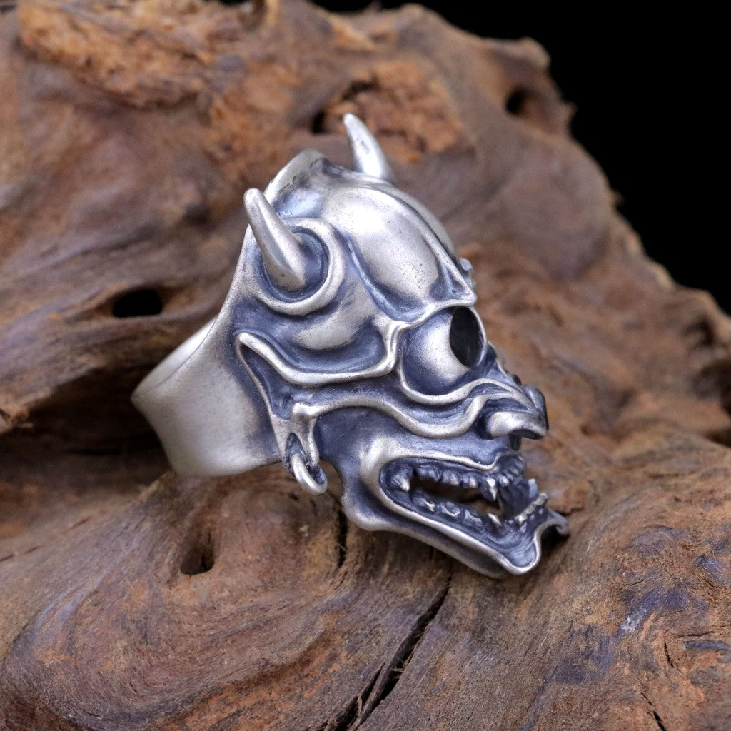 【Silver Monsters】日本雕畫雙絕 Dual Flow 細緻雕工 獨目般若 "眼力" 戒指