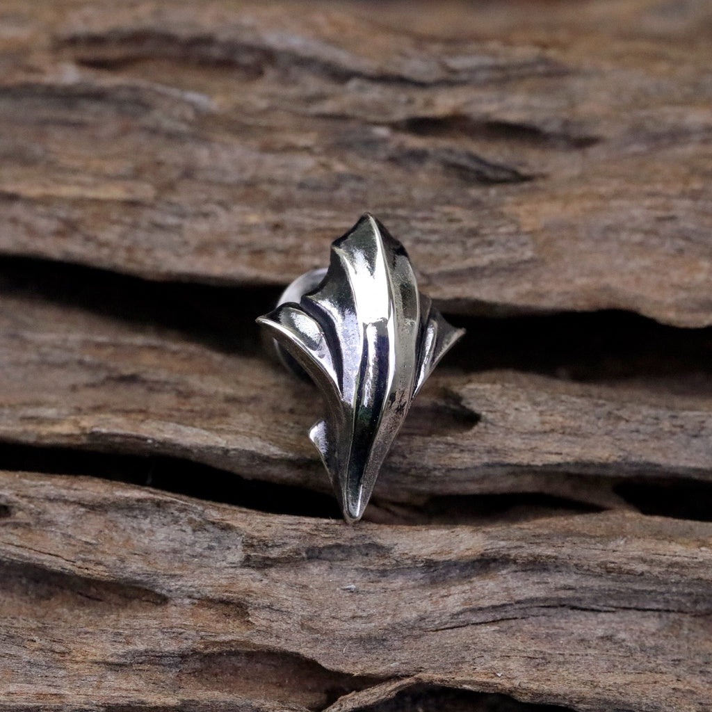 【Silver Monsters】日本前衛宗師 Glam Scale 機甲王 植萃系列 進化百合耳針 純銀耳環