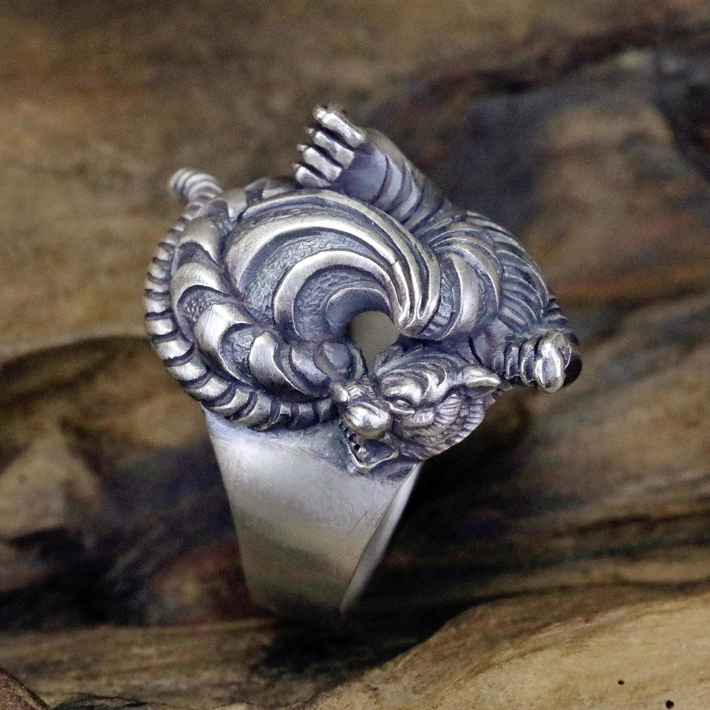 【Silver Monsters】日本雕畫雙絕 Dual Flow 手工銀飾 金虎年氣勢如虹 渦流盤虎戒指 S
