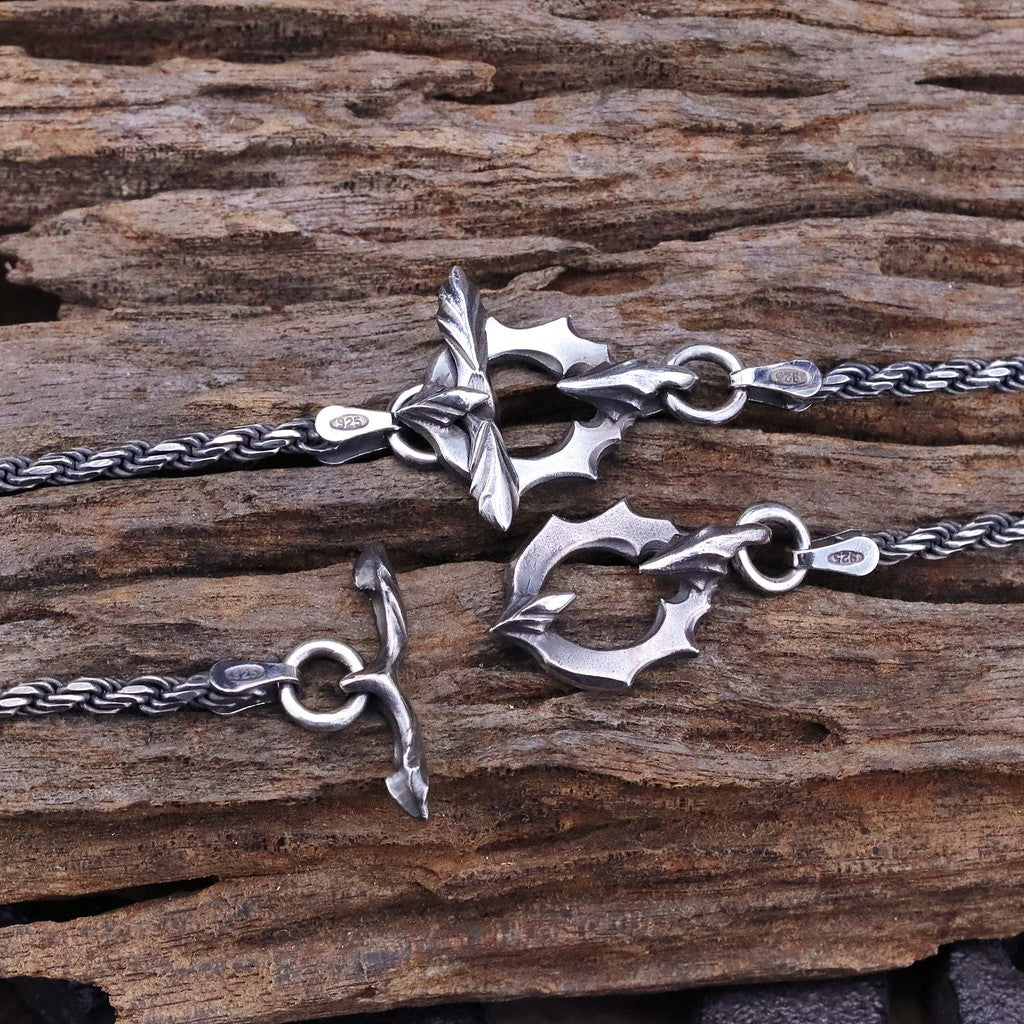 【Silver Monsters】前衛宗師日本 Glam Scale 機甲王經典哥特十字架 純銀項鍊(含鏈)