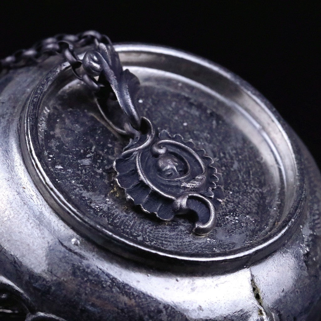 【Silver Monsters】日系暗黑古典狂潮 Superbia 安息 原創手做 舊化噴砂 純銀吊墜