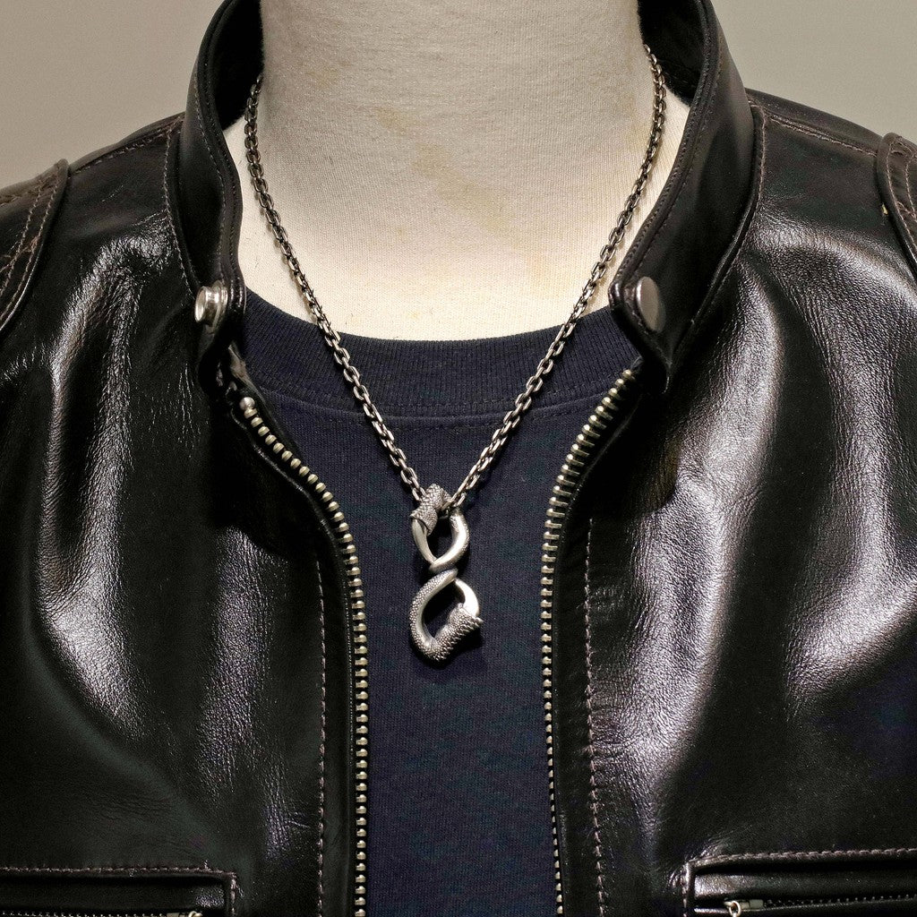 【Silver Monsters】日本雕畫雙絕 Dual Flow 細緻雕工 無限龍爪"infinity claw"項墜