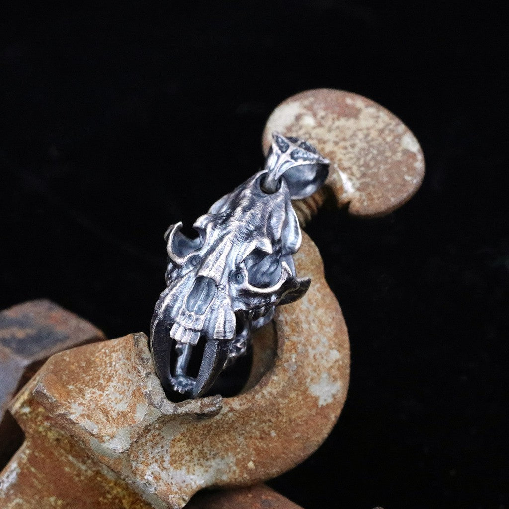 【Silver Monsters】幻獸異骸日本Strange Freak Designs 劍齒虎骷髏-L 吊墜