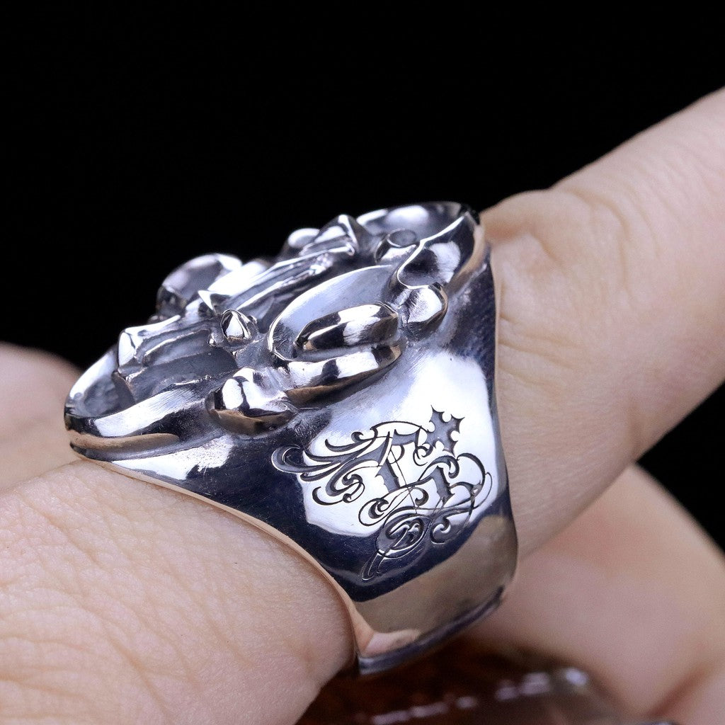 【Silver Monsters】日本一級神牌Loud Style Design 緋紅の祈禱 雕花十字純銀戒指