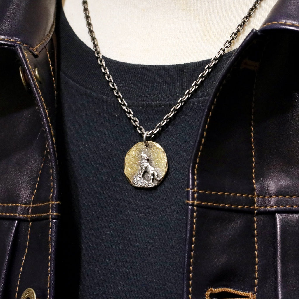 【Silver Monsters】台灣職人手作KOPO METAL 手鍛銅月 芒刻精雕 孤狼嘯月 純銀/黃銅吊墜