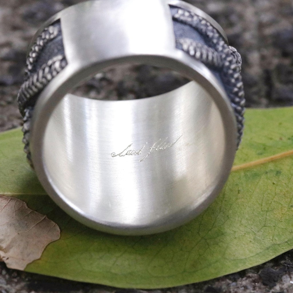 【Silver Monsters】日本雕畫雙絕 Dual Flow 銜尾蛇原創 超越Beyond 純銀紫晶戒指