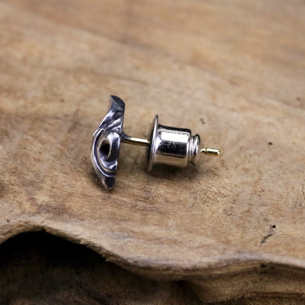 【Silver Monsters】日本前衛宗師 Glam Scale 機甲王 鳶尾哥特雕花 純銀耳針 耳飾