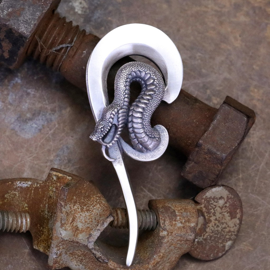 【Silver Monsters】日本雕畫雙絕 Dual Flow 原創設計 巨蟒刺青圖騰 純銀墜飾