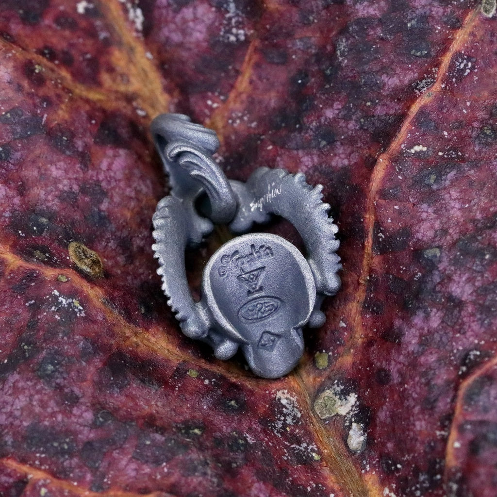 【Silver Monsters】日本暗系古典狂潮 Superbia 天使羽骷髏 原創手做 舊化噴砂 純銀吊墜