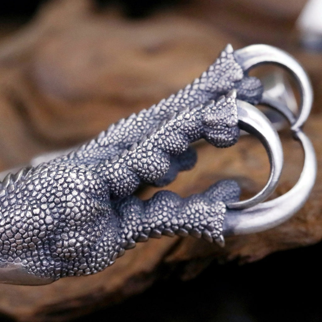 【Silver Monsters】日本雕畫雙絕 Dual Flow 細緻雕工 「爪の花」全尺寸純銀 吊墜