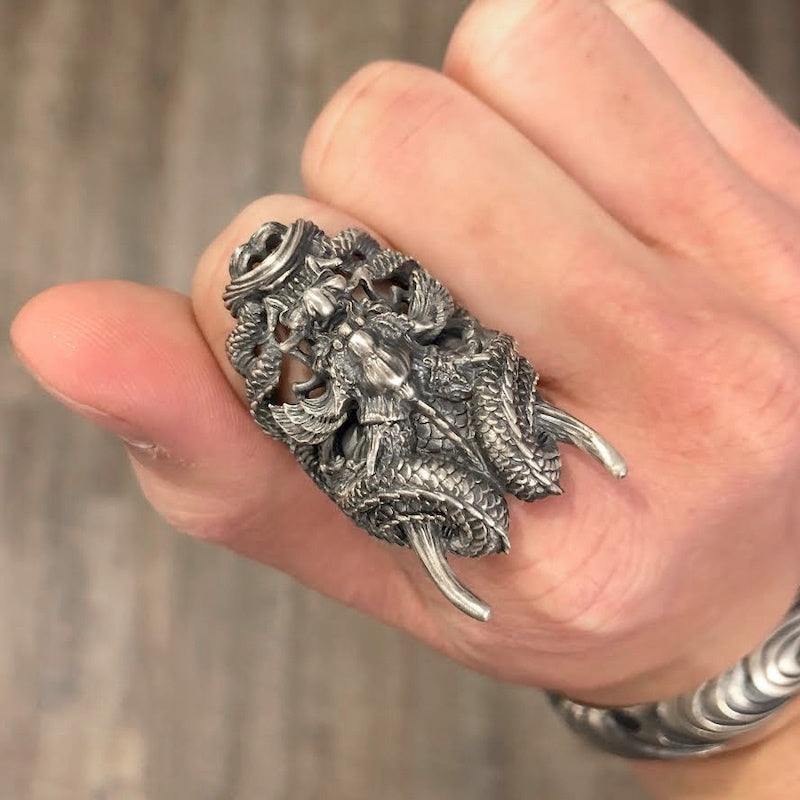 【Silver Monsters】日本雕畫雙絕 Dual Flow 細緻雕工 龍蟠般若 龍鬼 原創設計純銀戒指