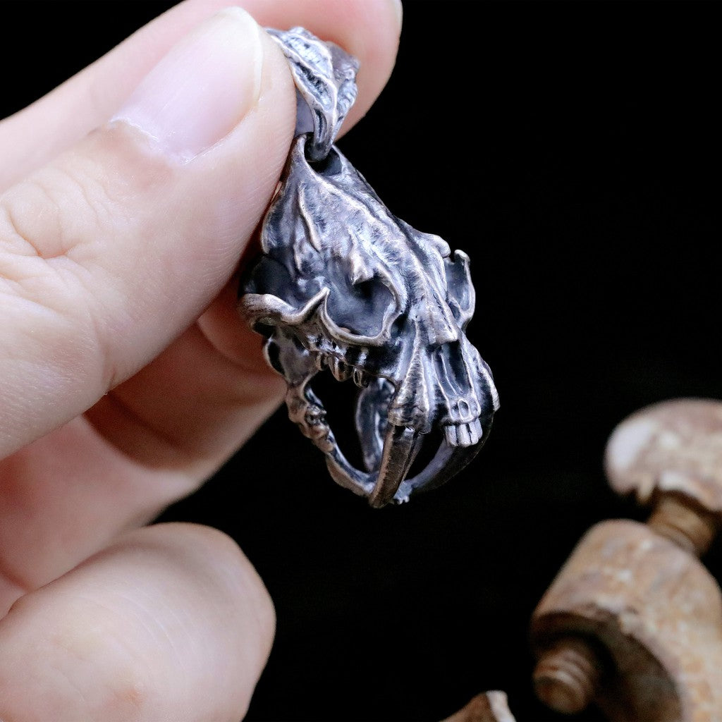 【Silver Monsters】幻獸異骸日本Strange Freak Designs 劍齒虎骷髏-L 吊墜