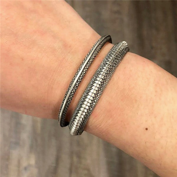 【Silver Monsters】日本雕畫雙絕 Dual Flow 新作「UROBOROS」純銀銜尾蛇鱗手環