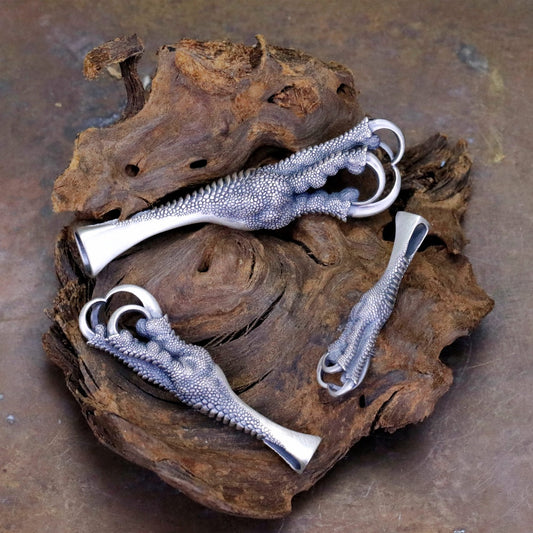 【Silver Monsters】日本雕畫雙絕 Dual Flow 細緻雕工 「爪の花」全尺寸純銀 吊墜