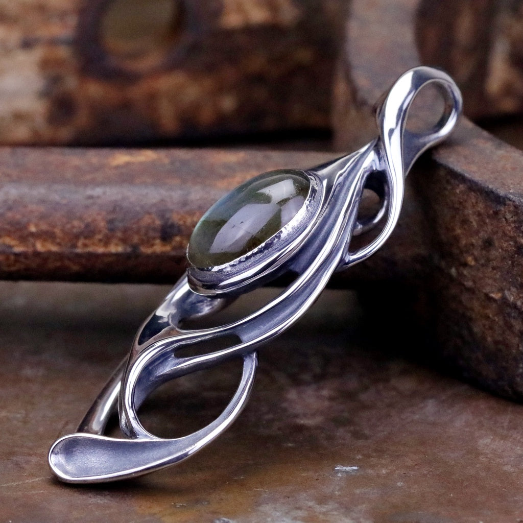 【Silver Monsters】日本匠級手作 曲線異形 Ability Normal 特製藍晶石鑲嵌蝶蛹 吊墜