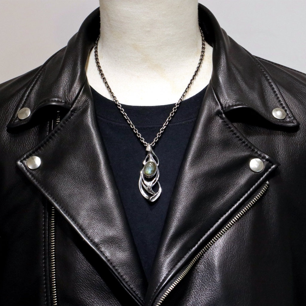 【Silver Monsters】日本匠級手作 曲線異形 Ability Normal 特製藍晶石鑲嵌蝶蛹 吊墜