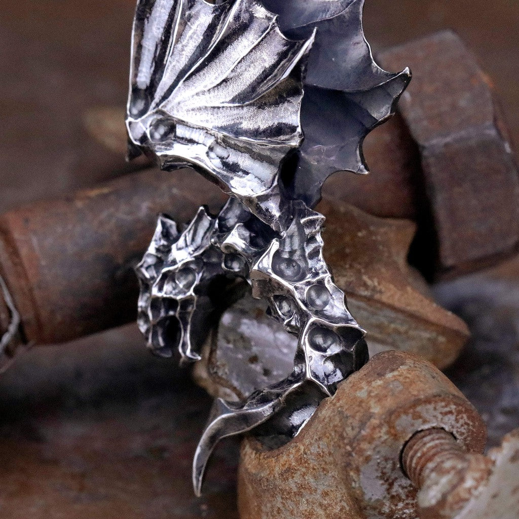 【Silver Monsters】日本前衛宗師Glam Scale 機甲王 手作銀翼風蝕 MANA飛龍 吊墜