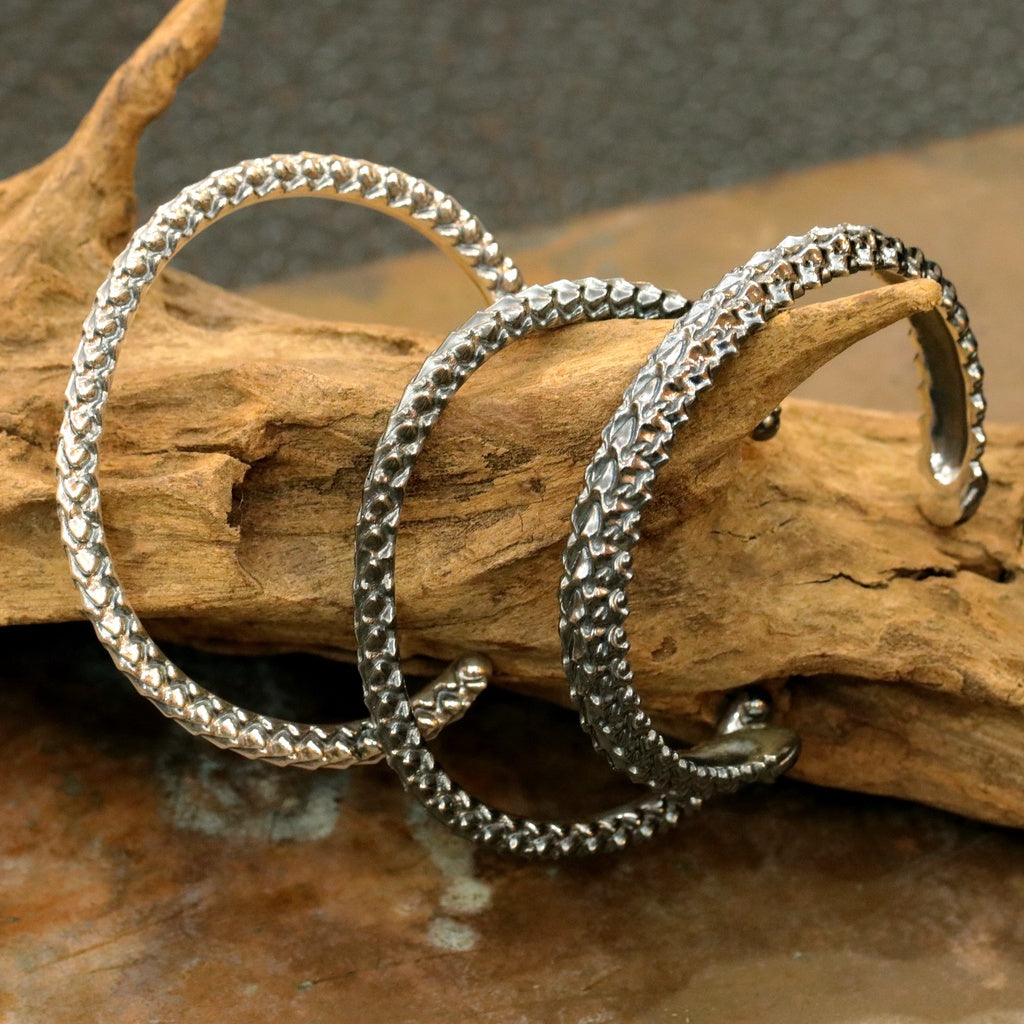 【Silver Monsters】百搭新時尚 日本Strange Freak Designs 純銀原創 脊骨手鐲 細版