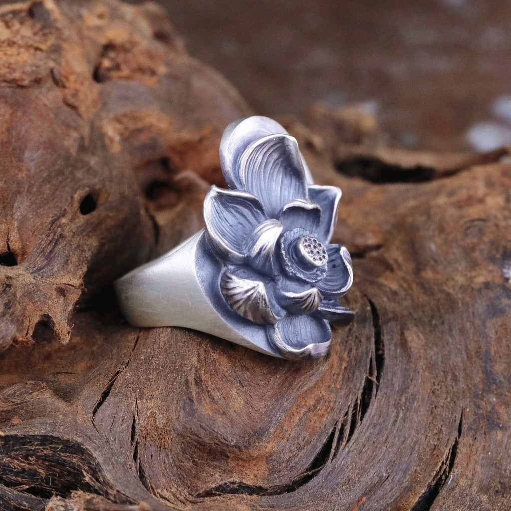 【Silver Monsters】日本雕畫雙絕 Dual Flow 杉山手作 細緻雕工 純銀 蓮之戒