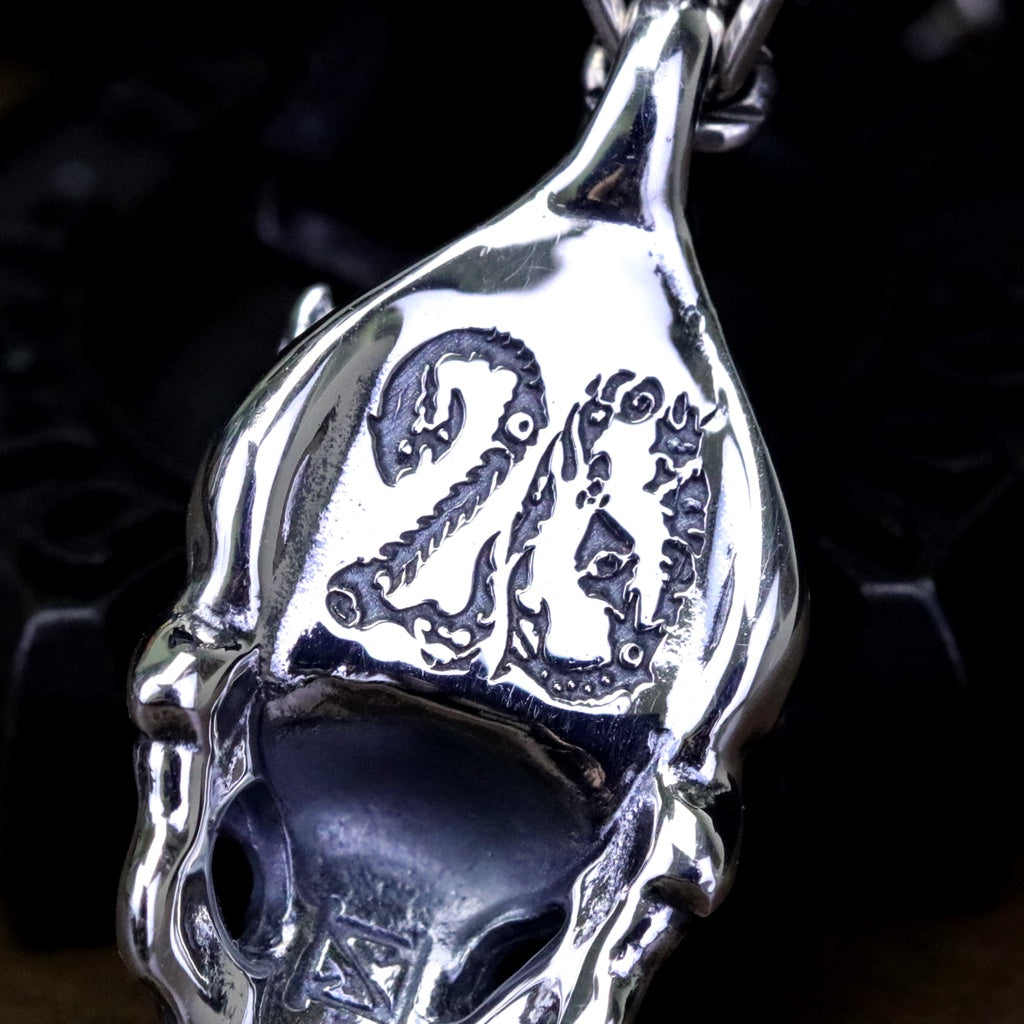 日本幻獸異骸 Strange Freak Designs 原創設計 20週年限量紀念版 半臉獨角骷髏 純銀吊墜