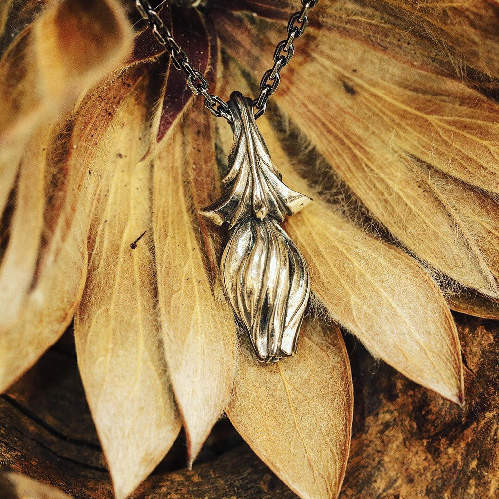 【Silver Monsters】日本前衛宗師 Glam Scale 機甲王 暢銷花苞小墜 純銀項鍊