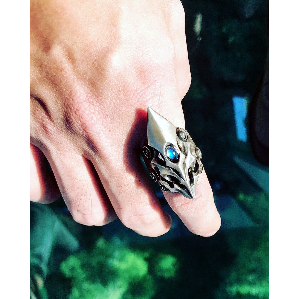 【Silver Monsters】日本前衛宗師Glam Scale 機甲王 經典爆款 鑲石機甲戒指