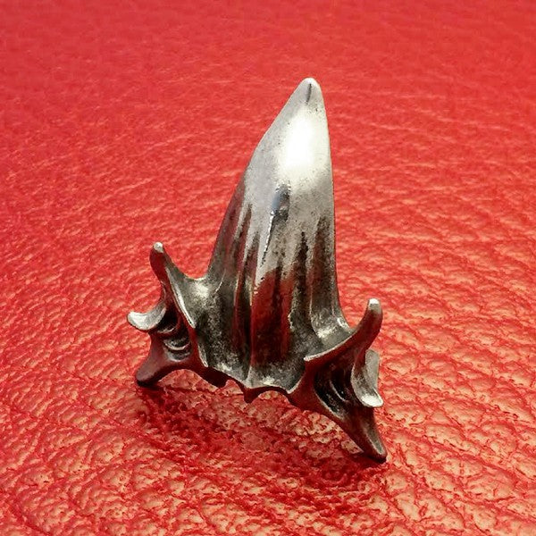 【Silver Monsters】日本幻獸異骸 Strange Freak Designs 原創造型展示架 戒指架