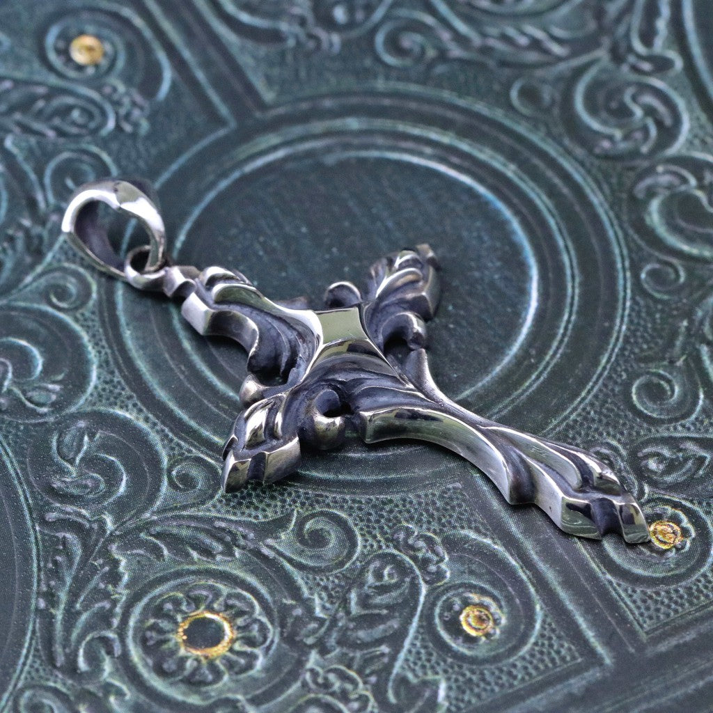 【Silver Monsters】日本一線神牌Loud Style Design 哥德雕花十字項墜